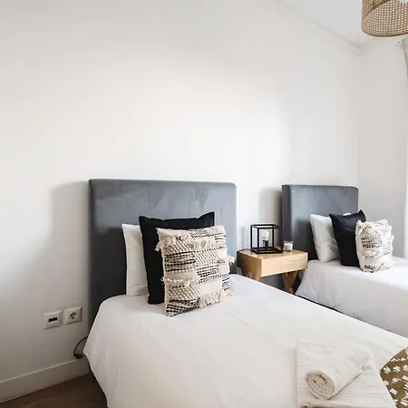Akicity Amoreiras Moon Apartment