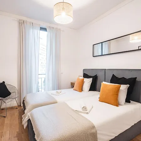 Apartment Akicity Amoreiras Moon Lisbon