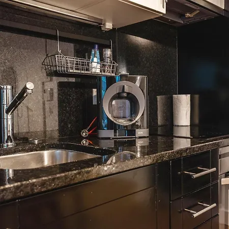 Akicity Amoreiras Moon Apartment Lisbon